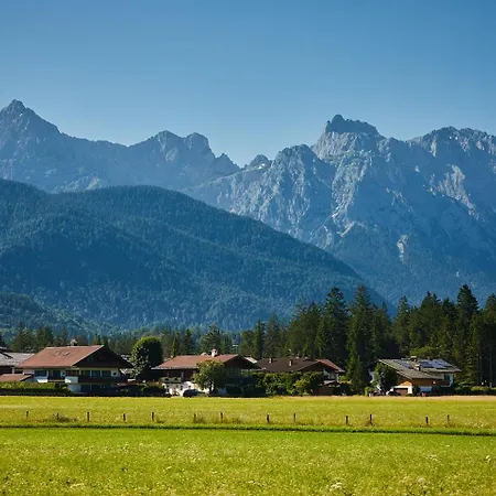Zum Hochgarten *